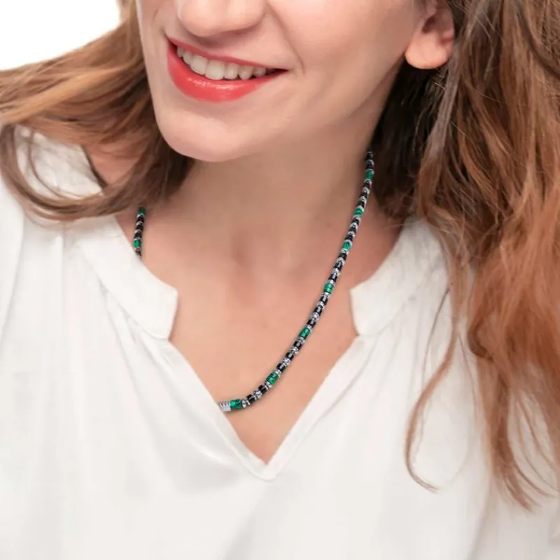 Hot Collana con rondelle in malachite ed onice nera elementi in ematite Collane